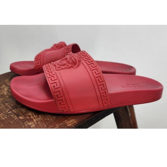 Versace Palazzo Medusa Pool Slides 'Cardinal Red Women's 9.5 Men's 8 - Picture 3 of 13